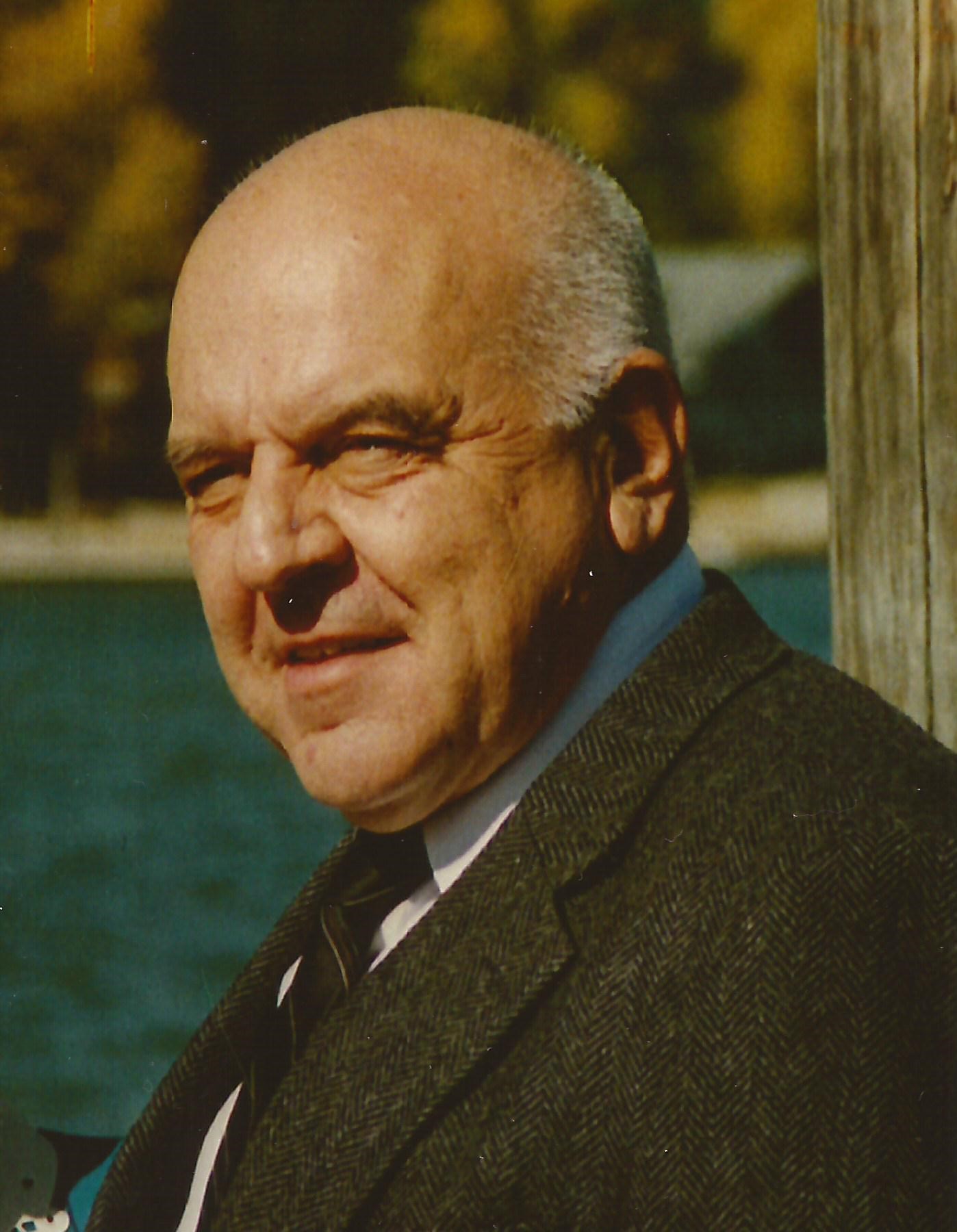 Earl Marchant Corless obituary photo