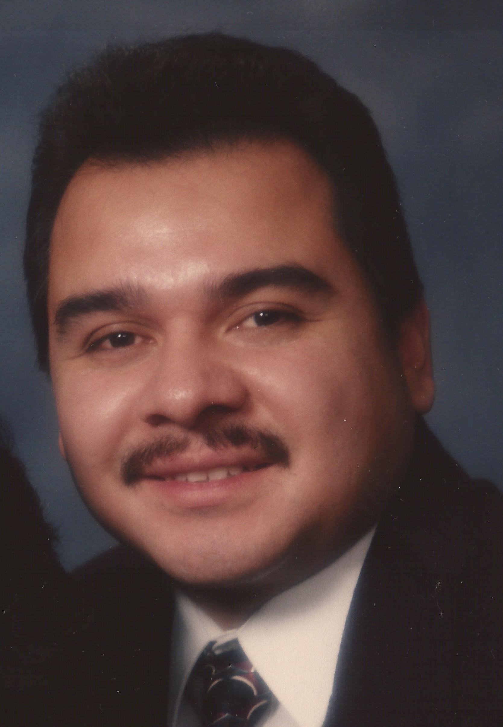 Roberto Jr Fernandez obituary photo