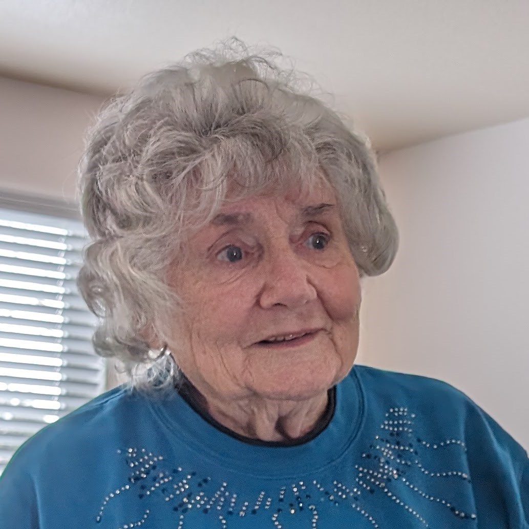Mae LaVyrle Jones obituary photo
