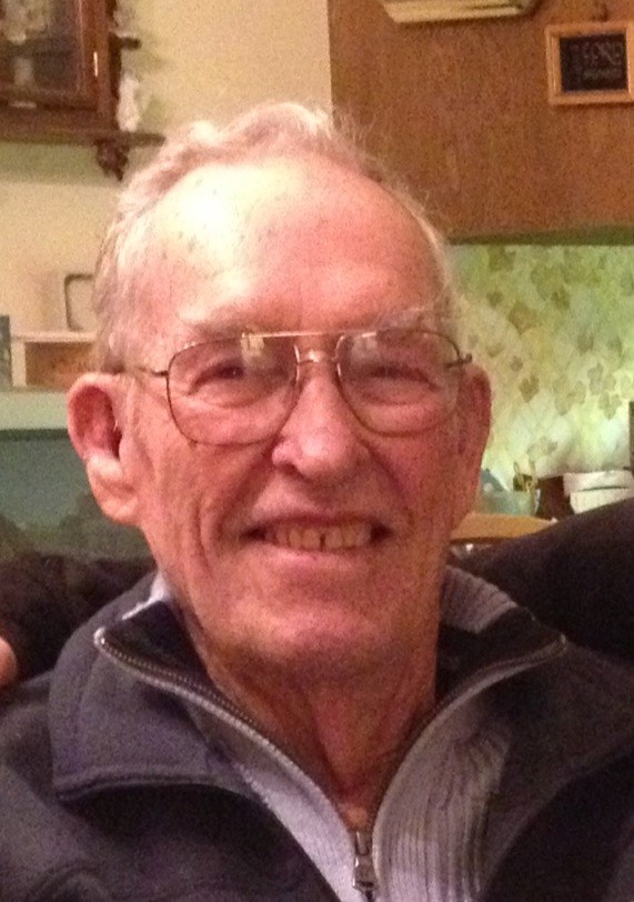 Thomas "Bert" Feil obituary photo