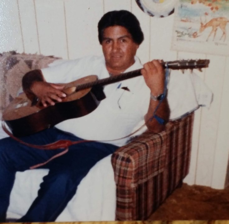Tony Gilbert Pena obituary photo