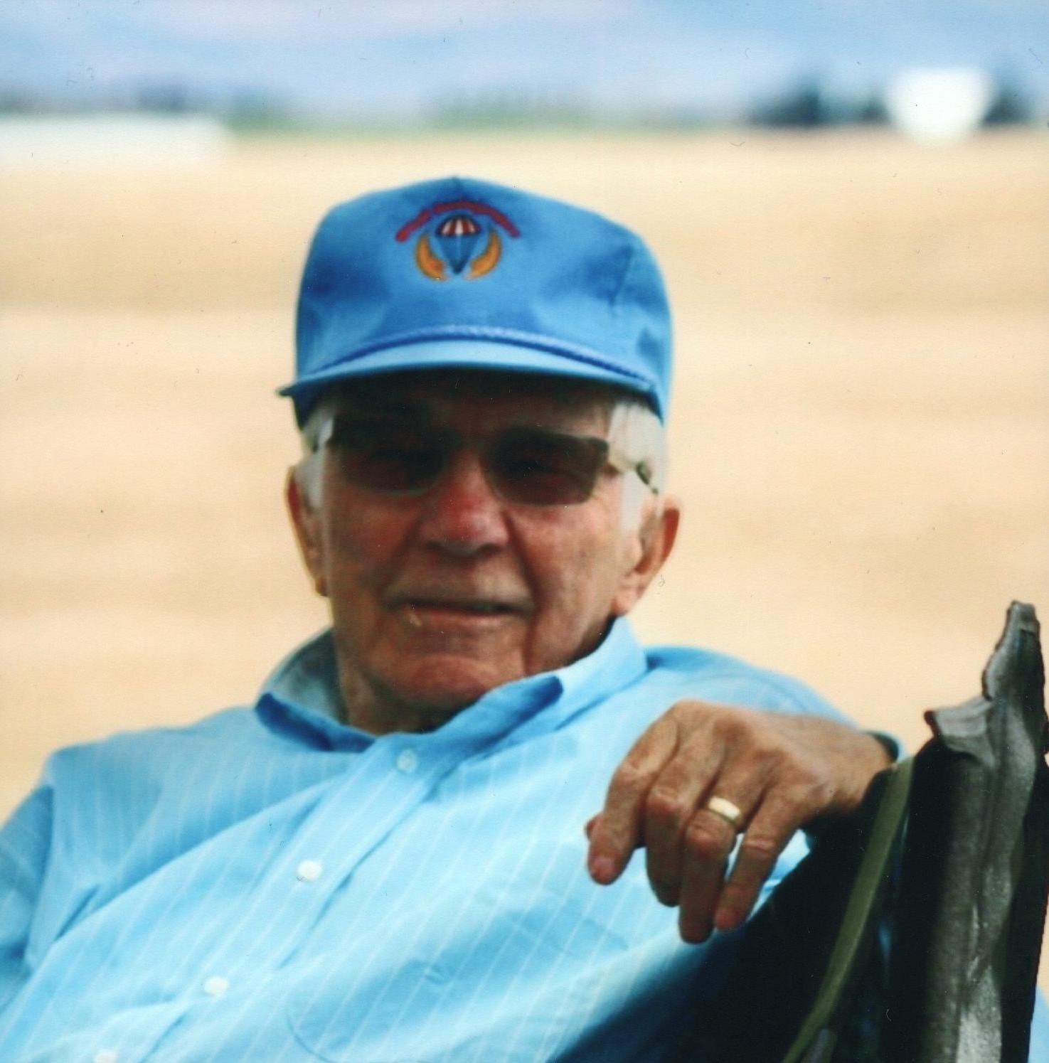 Glen Max Fife obituary photo
