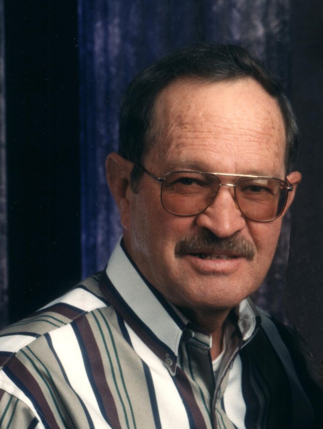 Ronald D. Farnsworth obituary photo