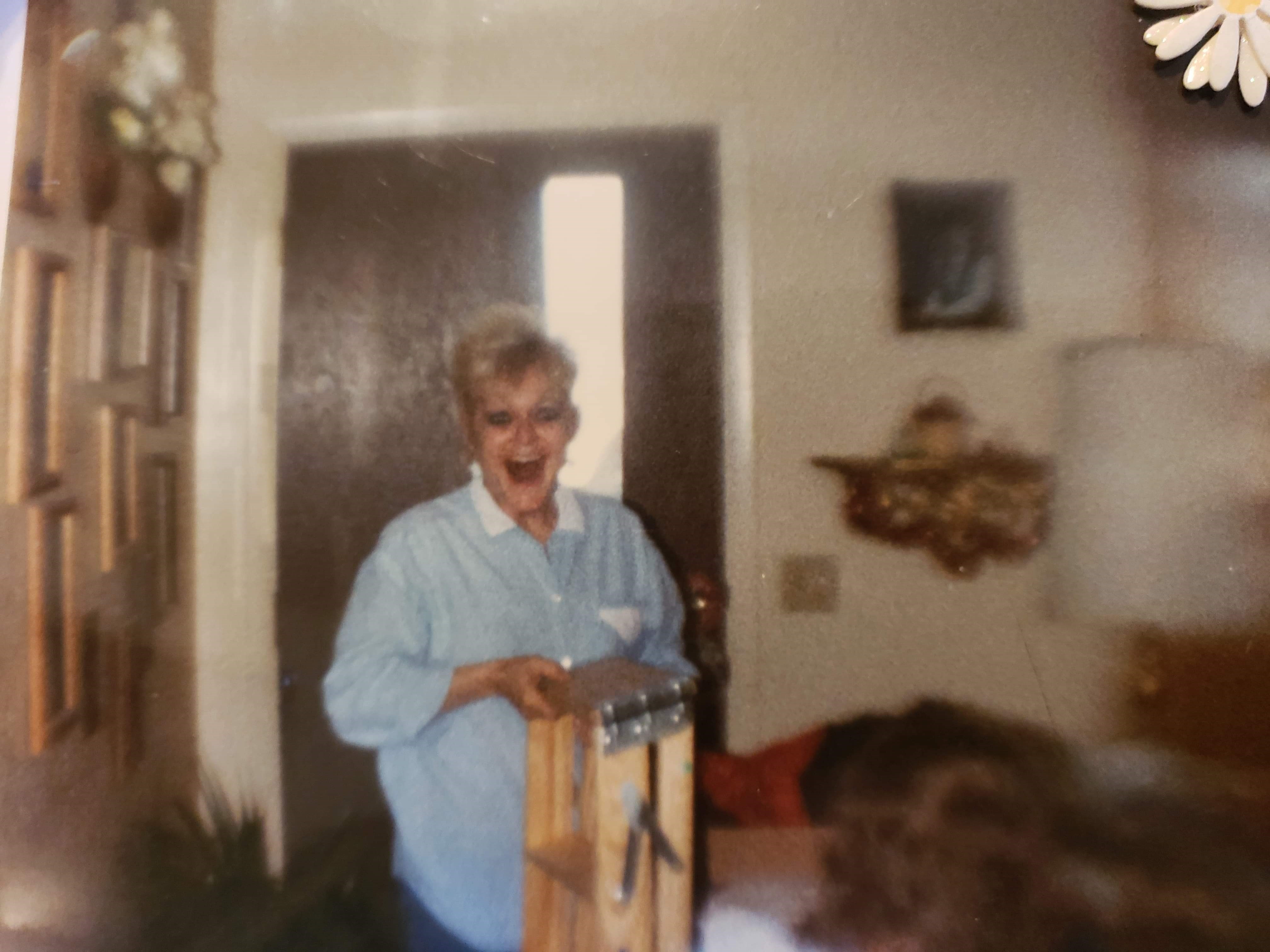 Linda Carole Ray obituary photo
