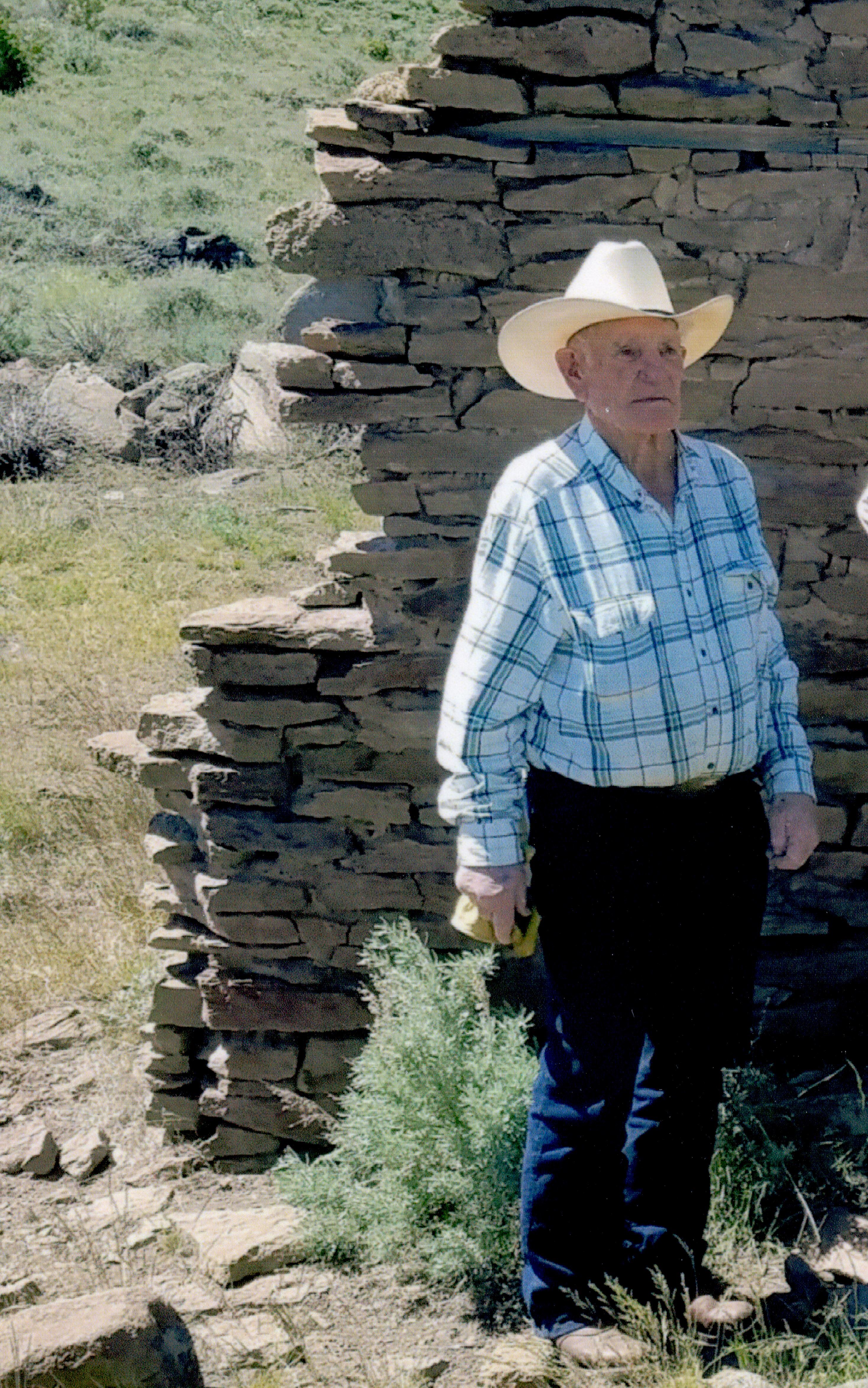 Robert Lealand Tyler obituary photo