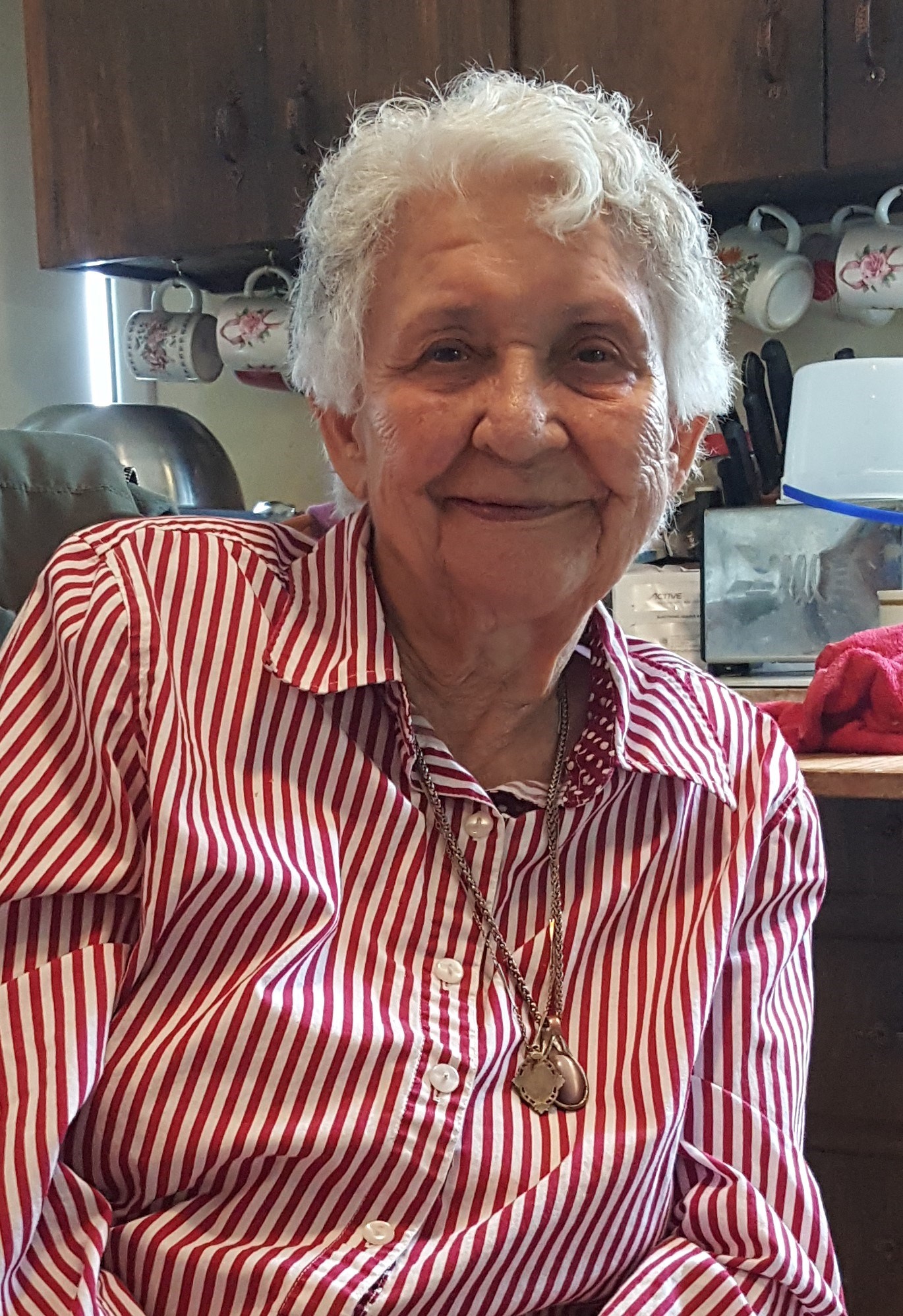Alverda Jean Dennis obituary photo