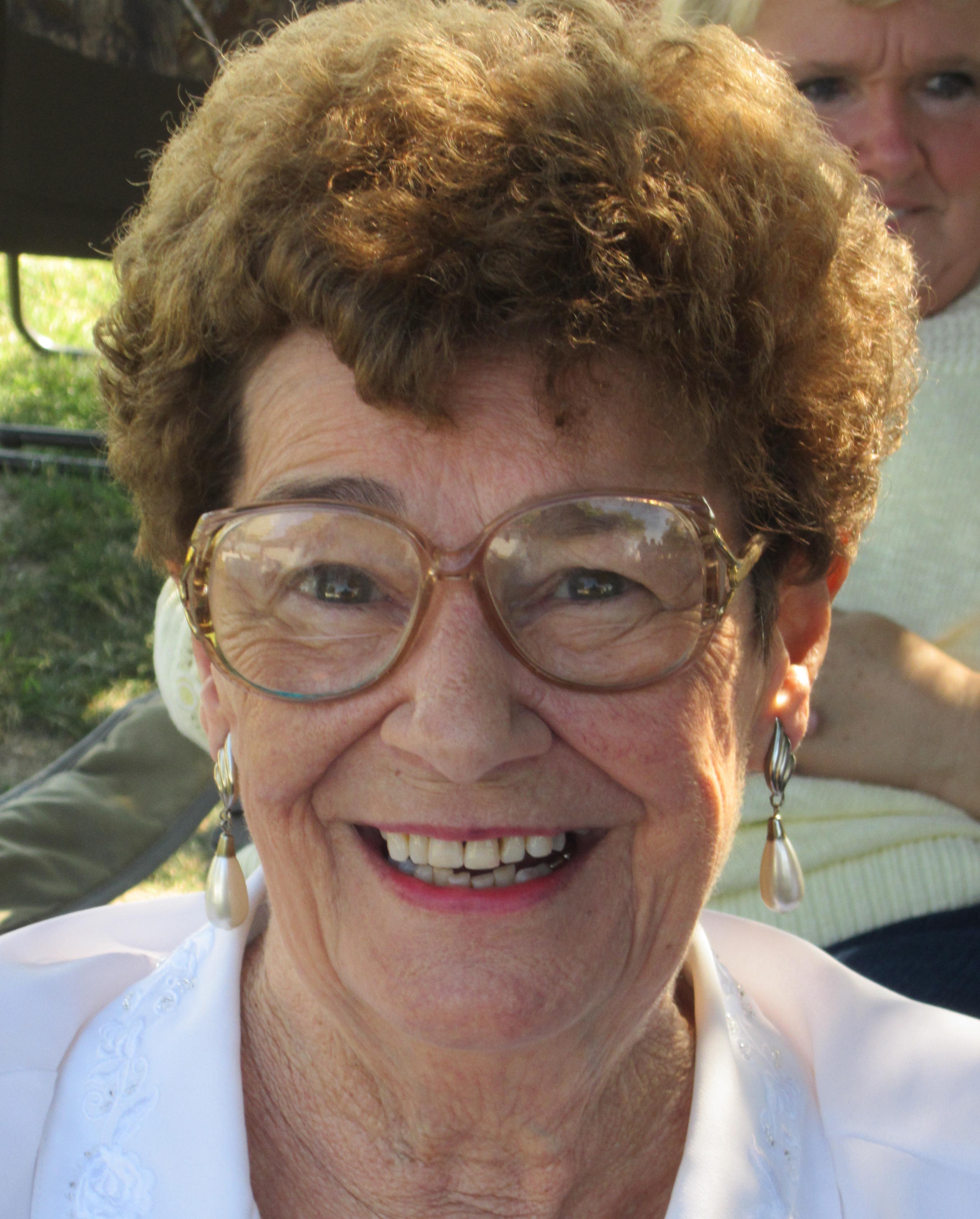 Virginia (Ginny) Danfield Newcomb obituary photo